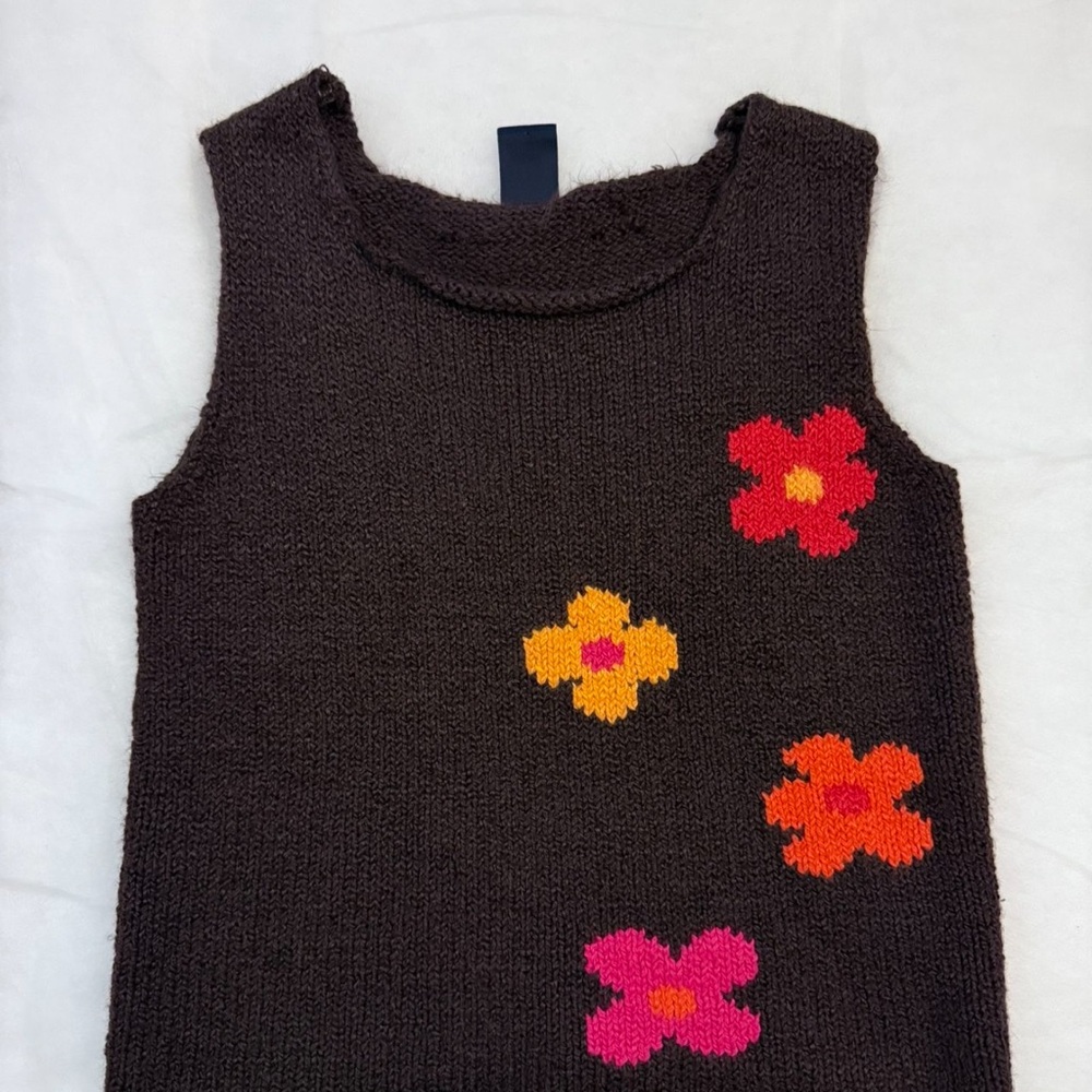 5 for $10 GAP Brown Knit Vest